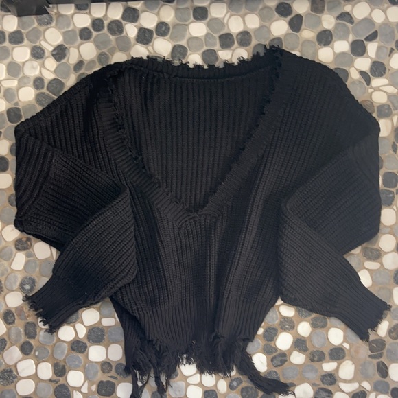 Black LF Cropped Sweater - Picture 2 of 2